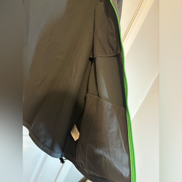 Fila track jacket, gray with neon green, men’s XL - Picture 4 of 8